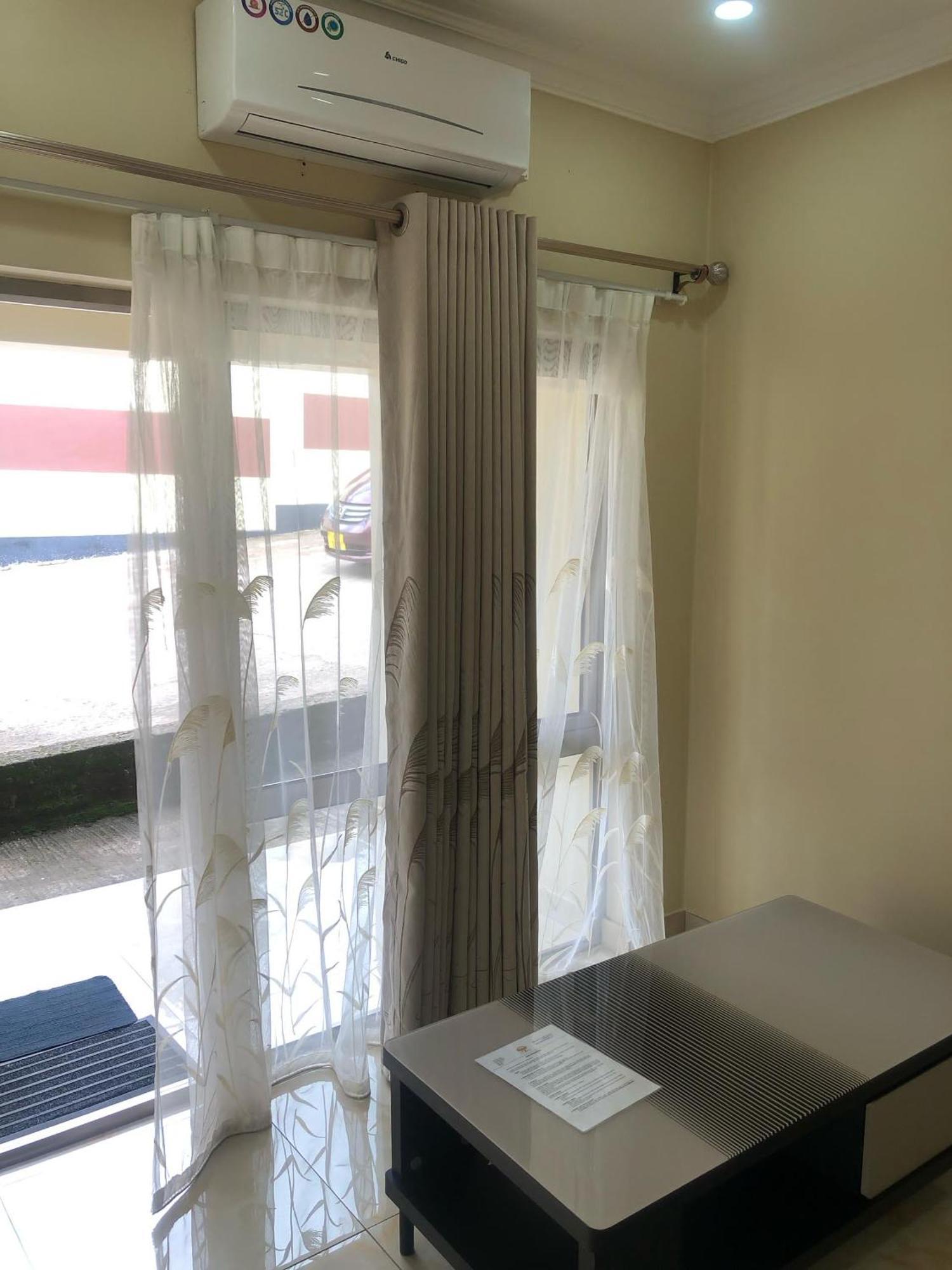 Travelodge Blantyre Exterior photo